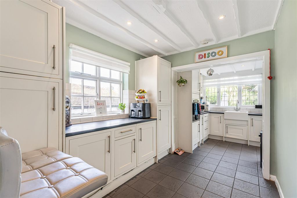 Property photo 3 of 41 3