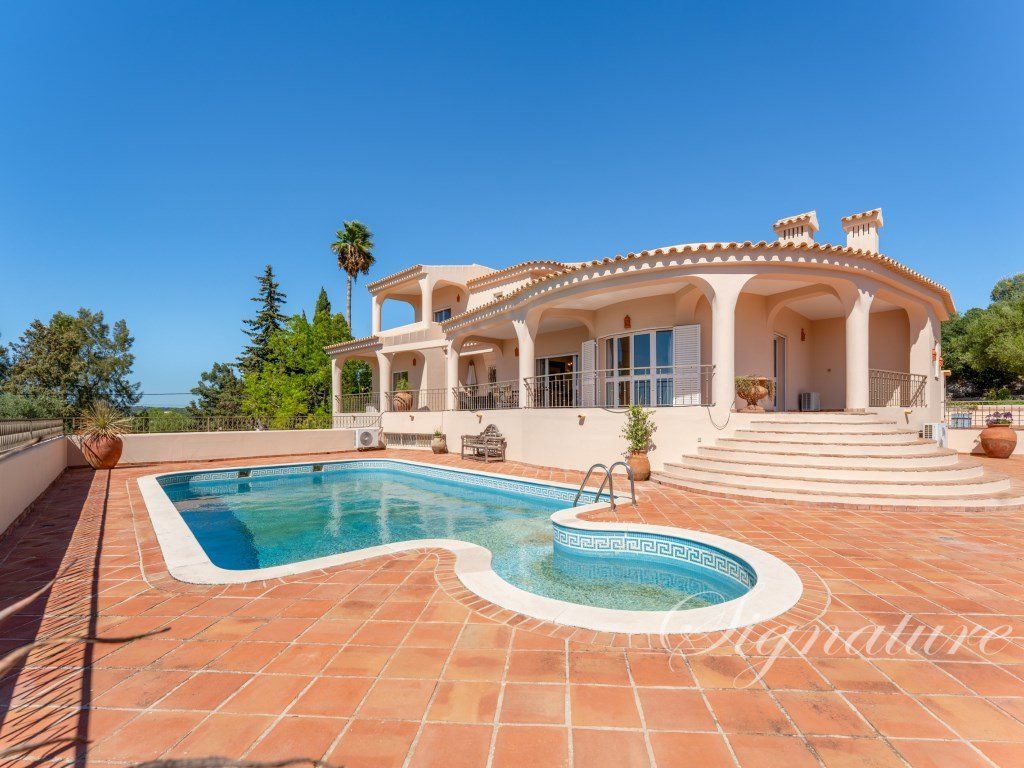 Property photo 1 of 60 A Truly Special Property With Space, Privacy And Breathtaking Sea Views In Santa Barbara De Nexe