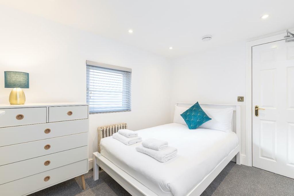 Property photo 3 of 16 Download (15).Png