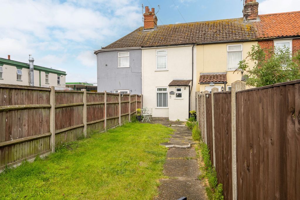 Property photo 1 of 13
