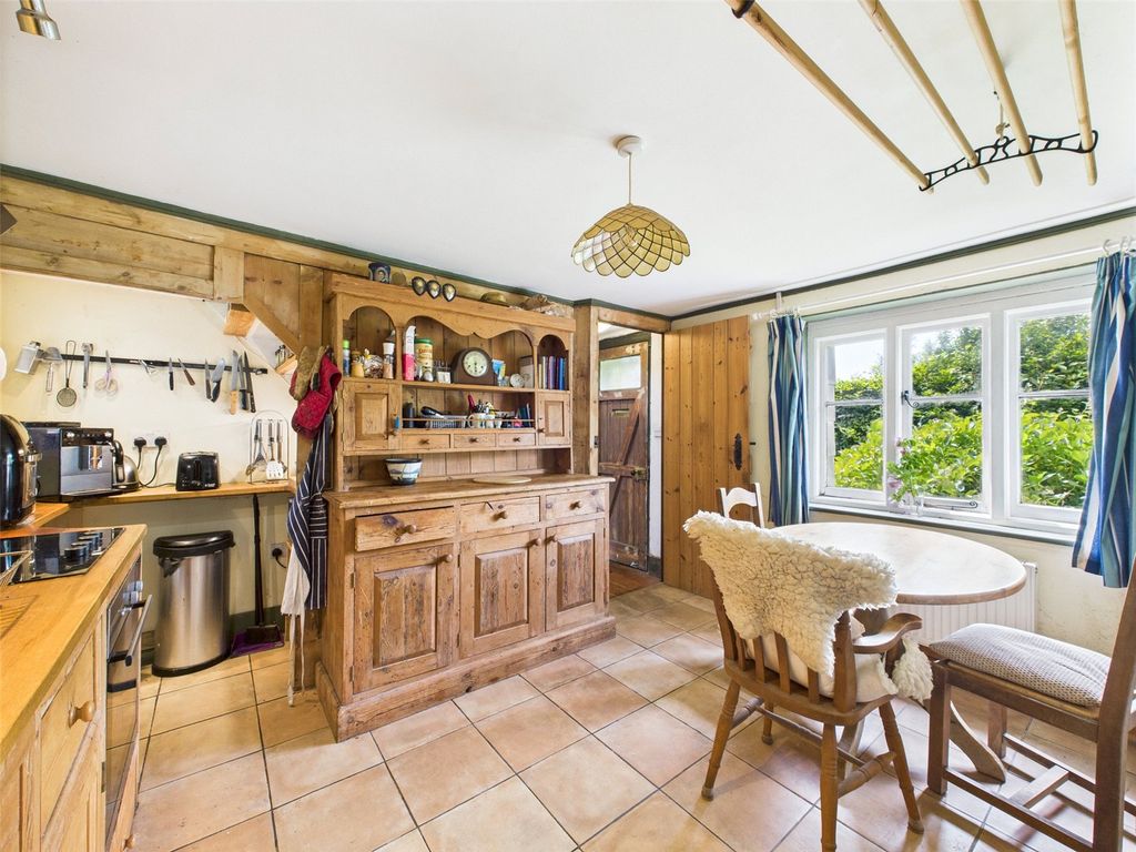 Property photo 3 of 15 Picture No. 06