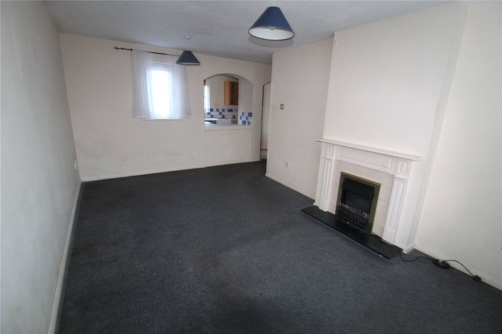 Property photo 3 of 9 Picture No. 06