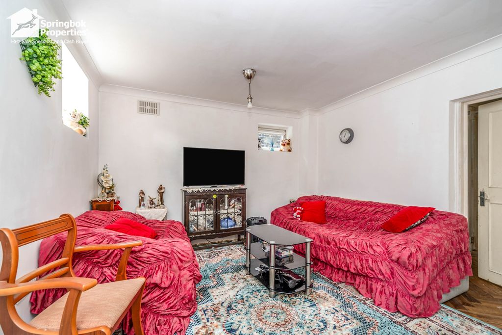 Property photo 3 of 10 Image 3
