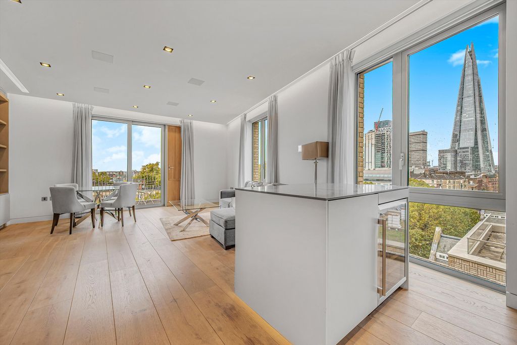 Property photo 1 of 12 Image