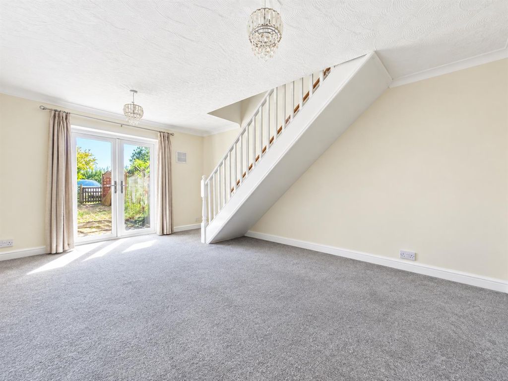 Property photo 3 of 13