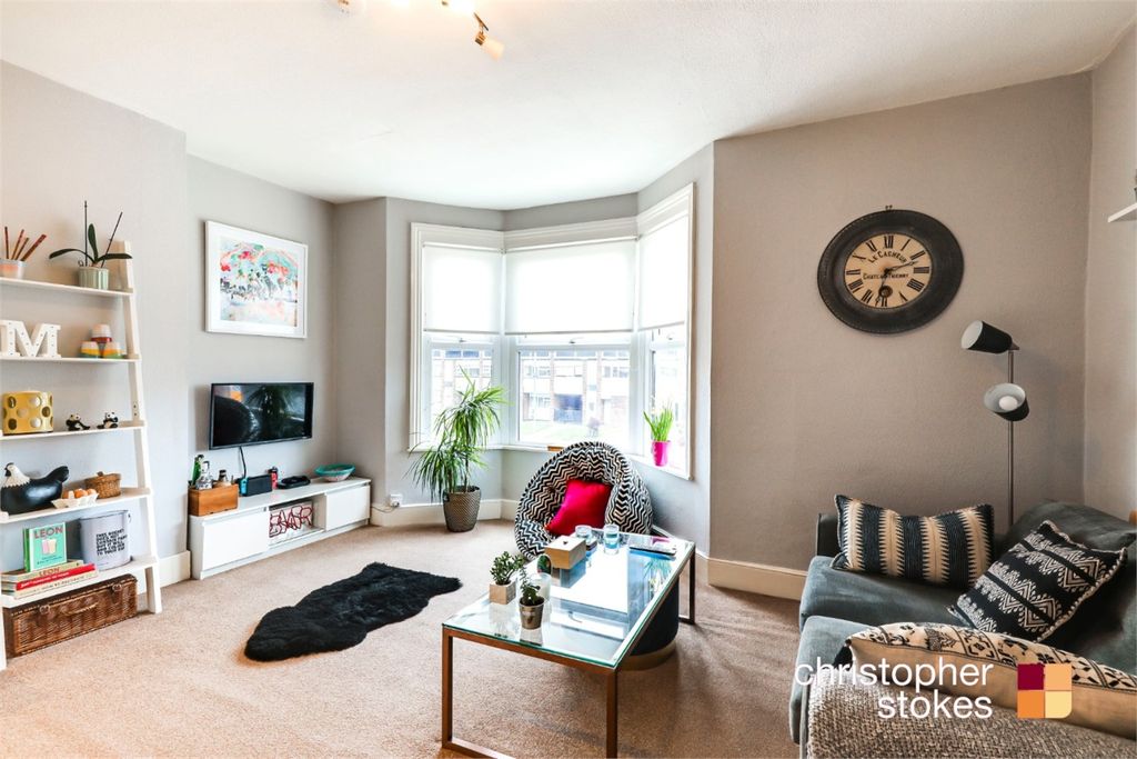 Property photo 3 of 9 868094