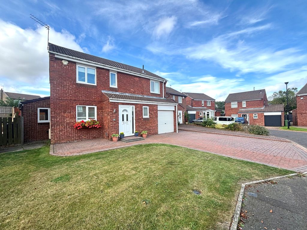 Property photo 1 of 21