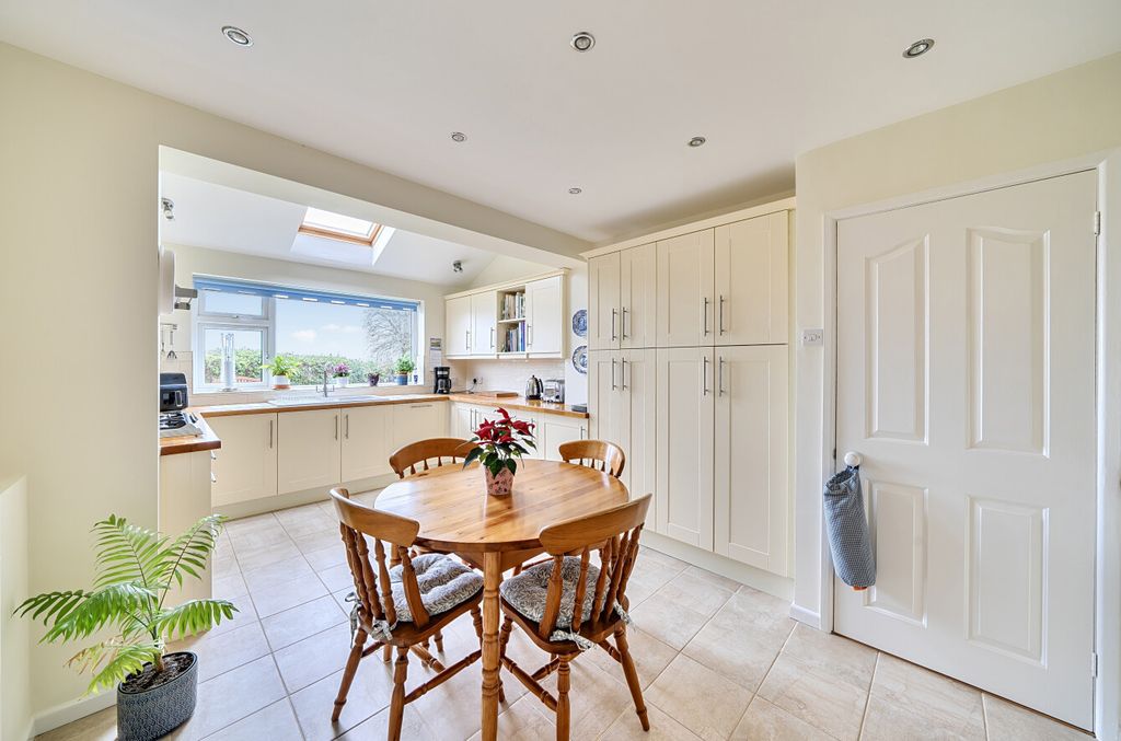Property photo 3 of 21 1416828-10-6996F5...