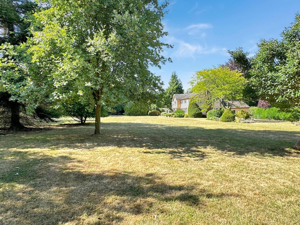Property photo 3 of 34 Img (7) (1).Jpg