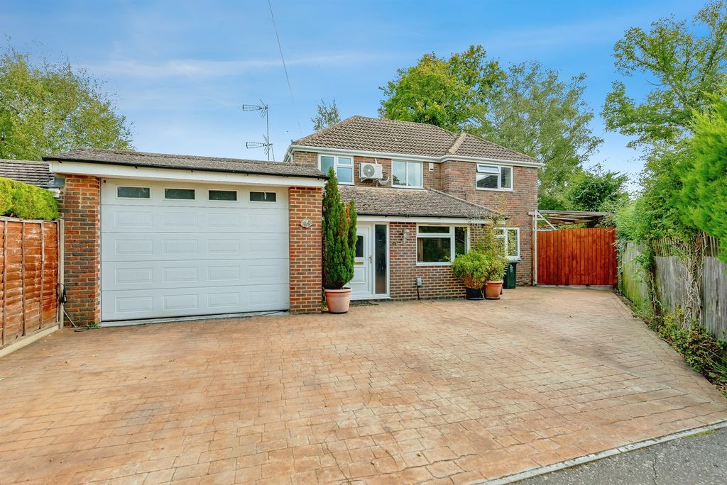 Property photo 1 of 17