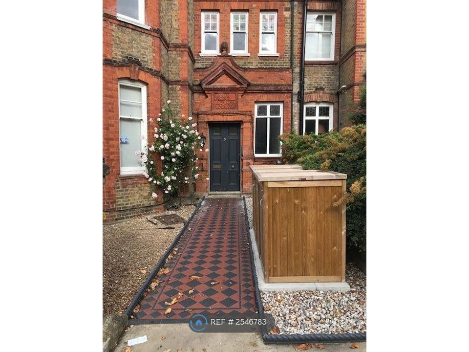 Property photo 3 of 8 Pathway