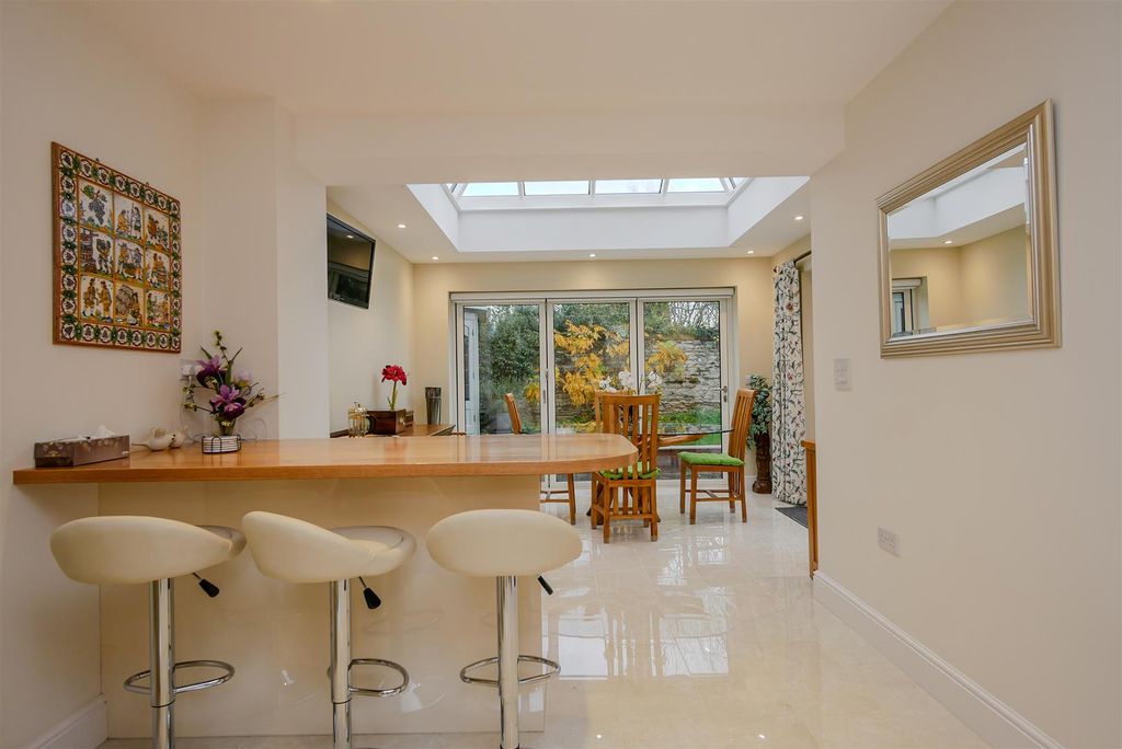 Property photo 2 of 19 Kitchen/Dining Room