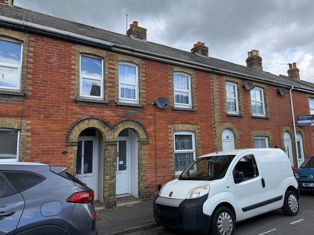 Property photo 1 of 4 Front View Of Terraced House