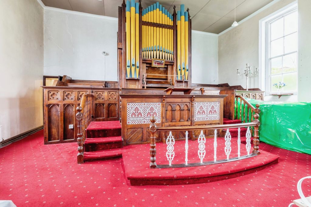 Property photo 2 of 15 Photography