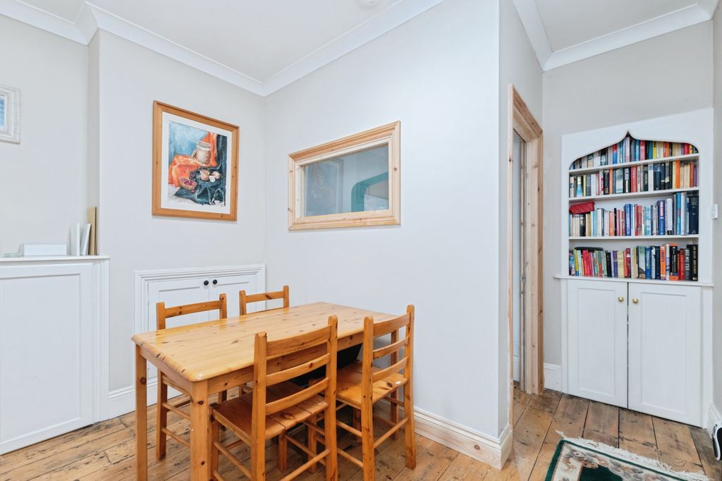 Property photo 3 of 19 Dining Room