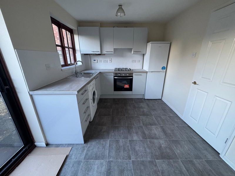 Property photo 3 of 14 Photo 4