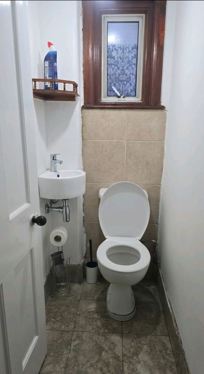 Property photo 3 of 5