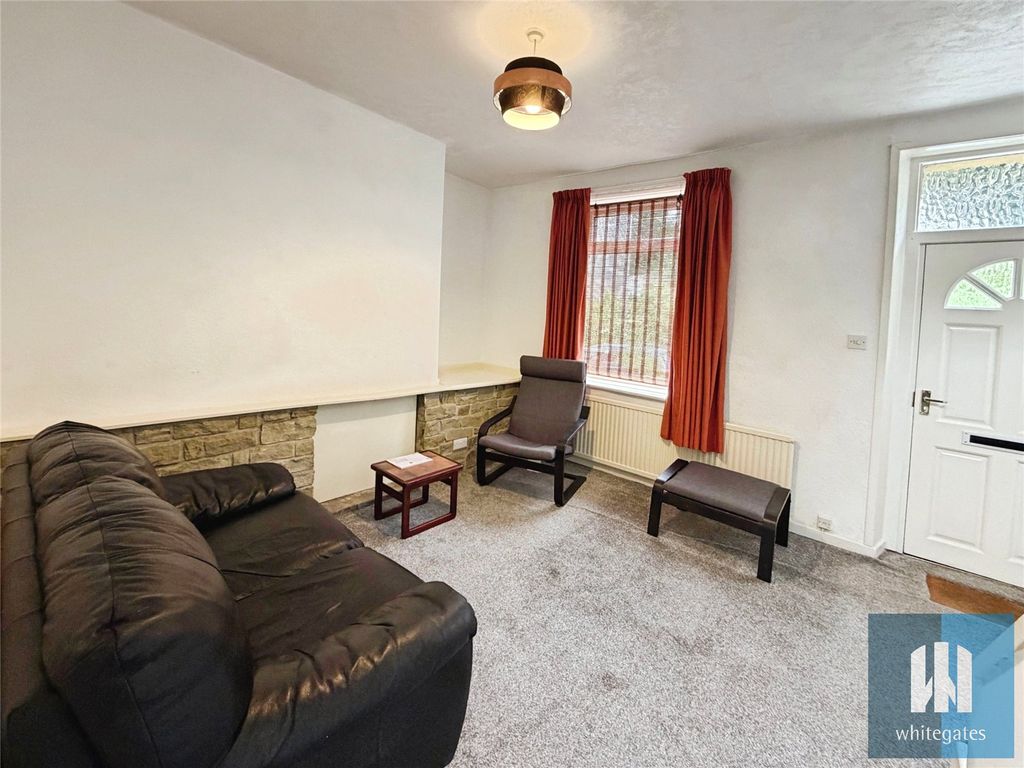 Property photo 2 of 11 Picture No. 13