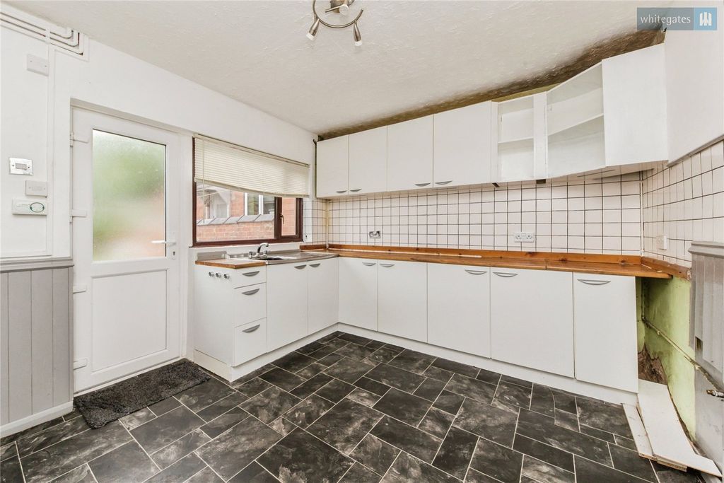 Property photo 3 of 19 Picture No. 01