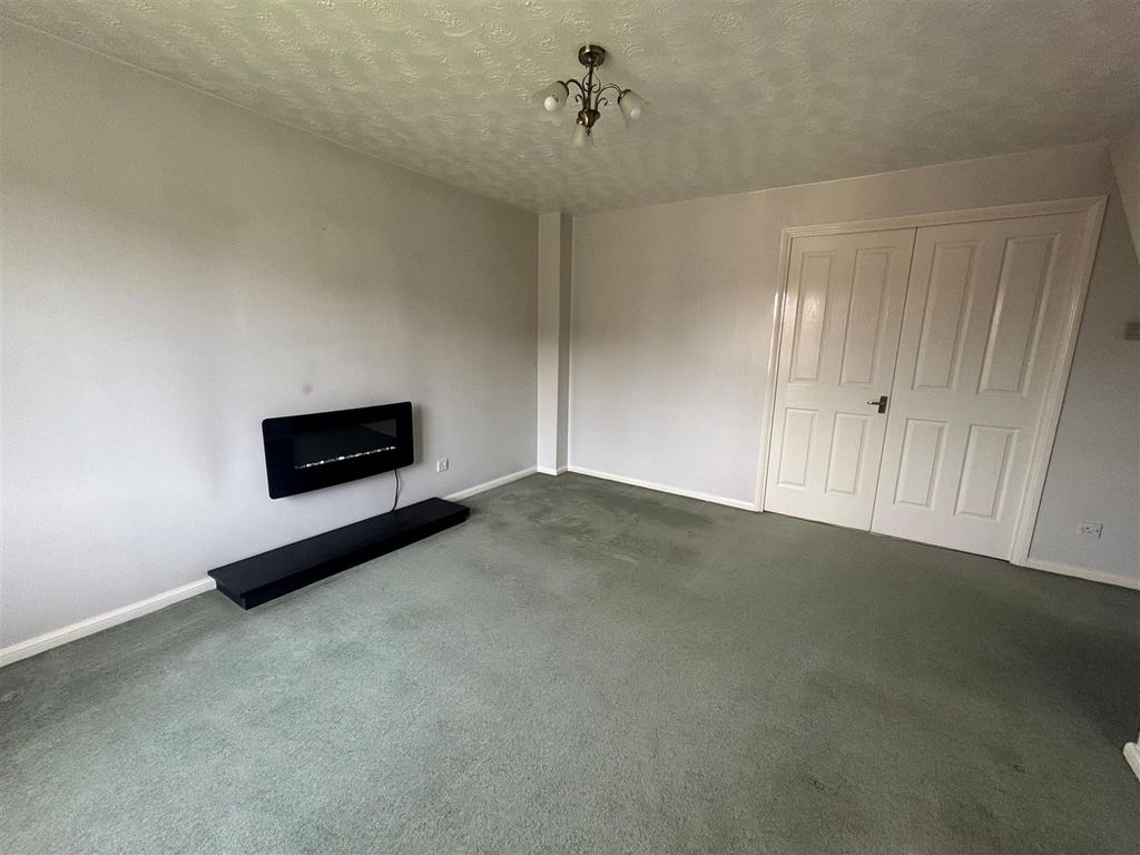 Property photo 2 of 12 2.Jpg