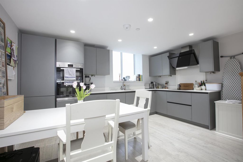 Property photo 2 of 16 3Y6A5944.Jpg