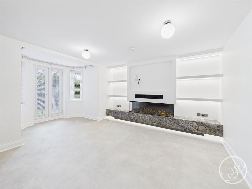 Property photo 3 of 28 Cam02071G0-Pr0877-Still001.Jpg