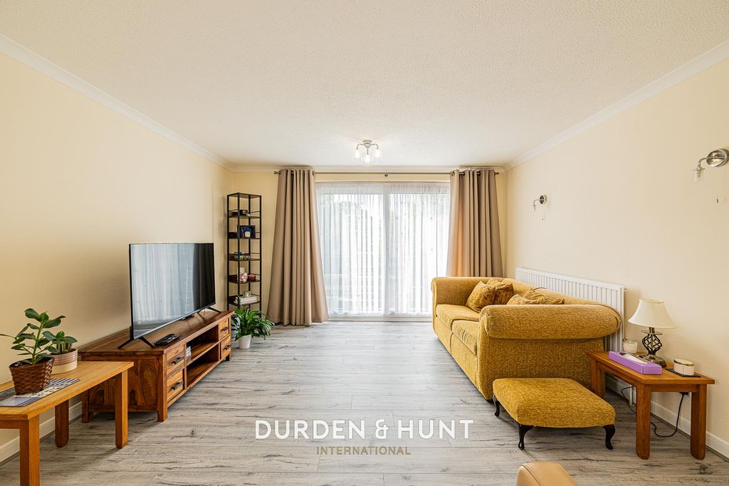 Property photo 3 of 26 Parkmore-19.Jpg