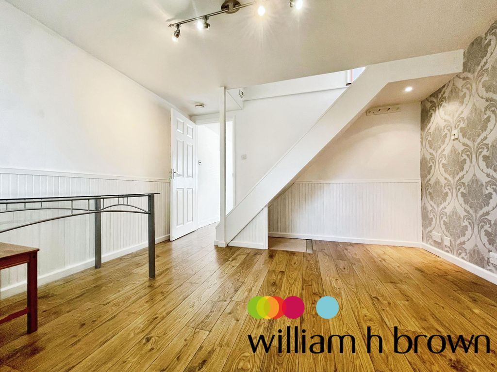 Property photo 3 of 13 Image