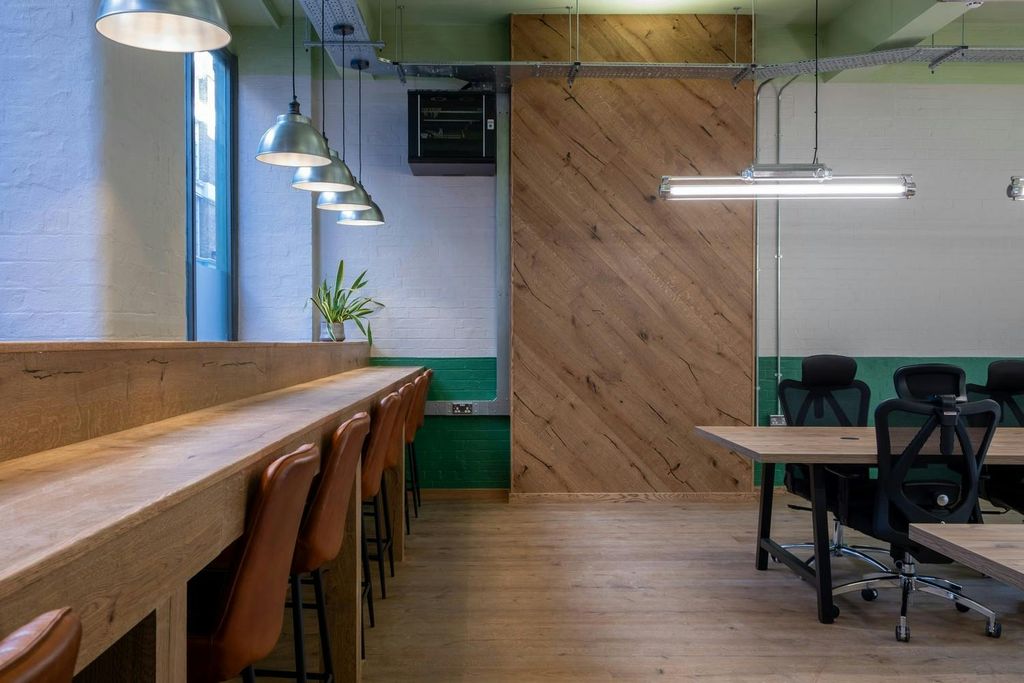 Property photo 1 of 16 Workspace