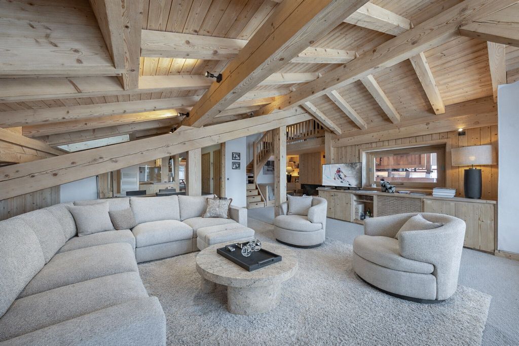 Property photo 2 of 12 Megeve Apartment For