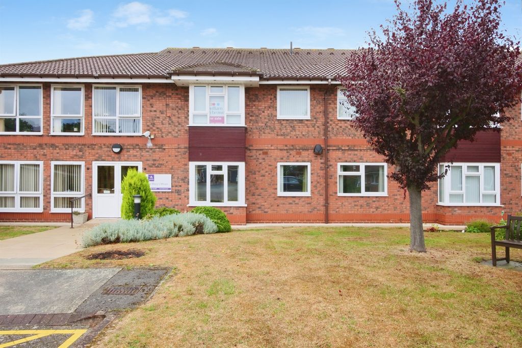 Property photo 1 of 13