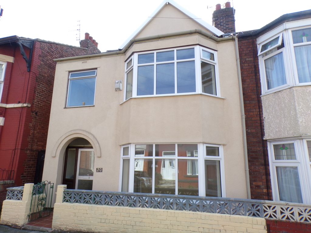 Property photo 1 of 11