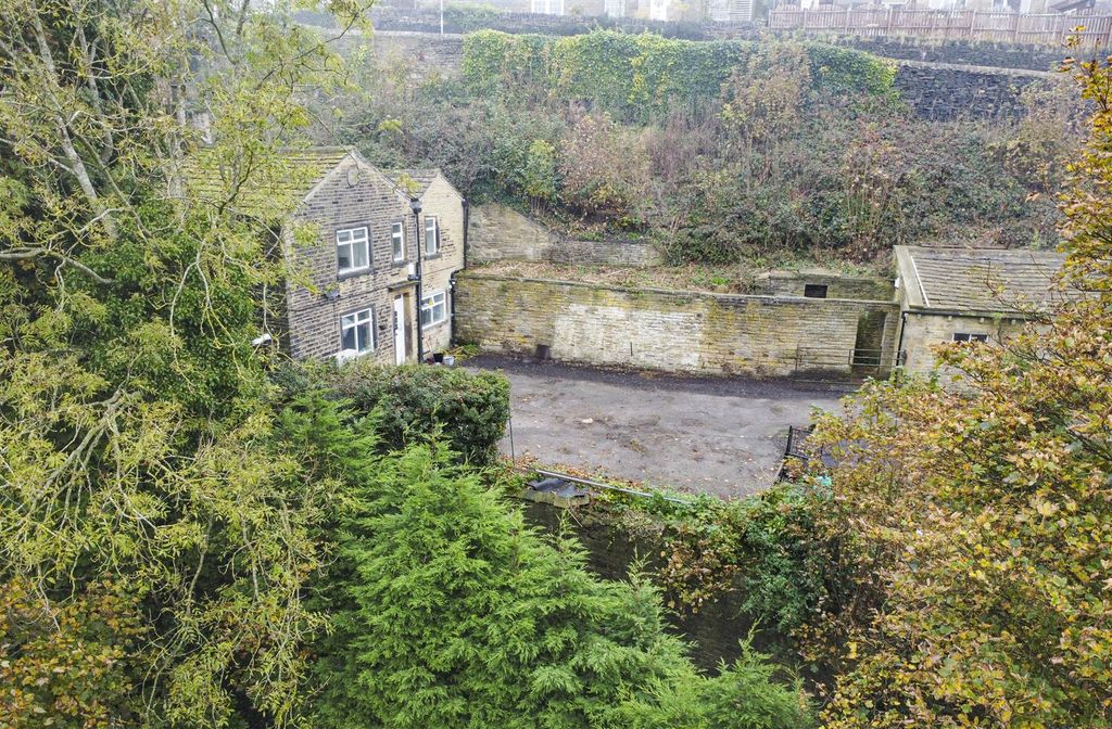 Property photo 2 of 20 Dji_0174.Jpg