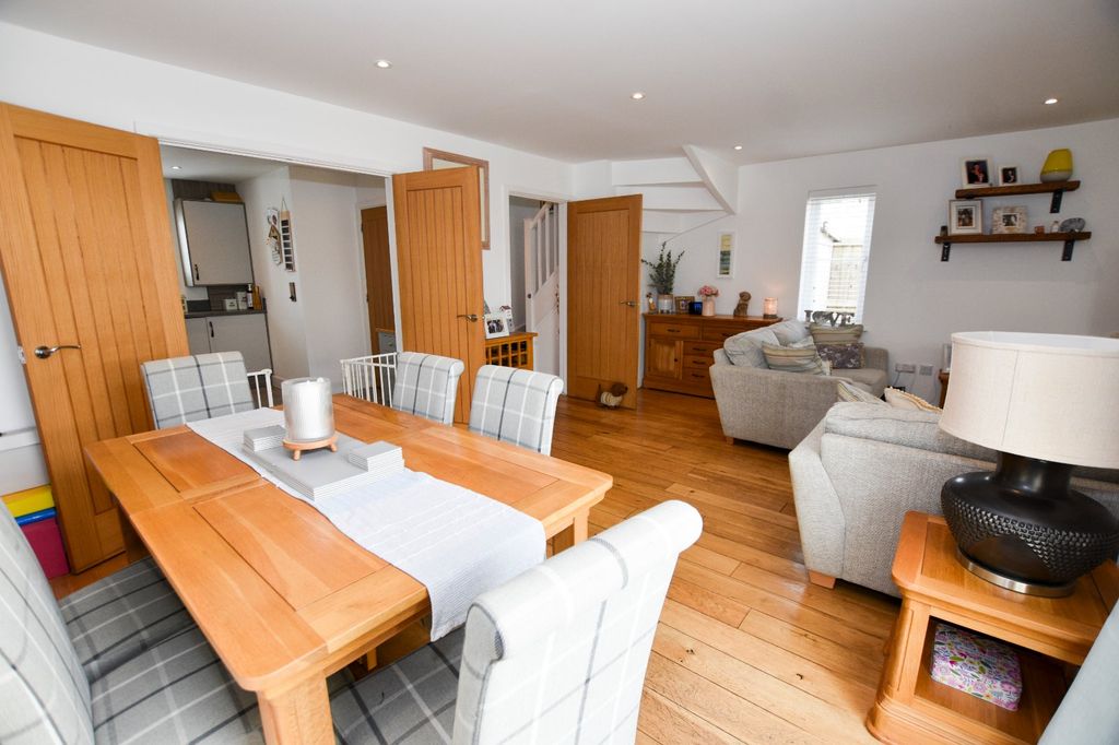 Property photo 2 of 17 Lounge Dining Room