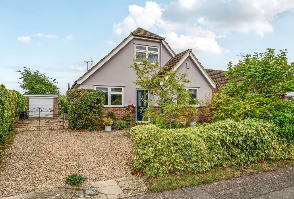 Property photo 1 of 18 1327722-2-687F99d...