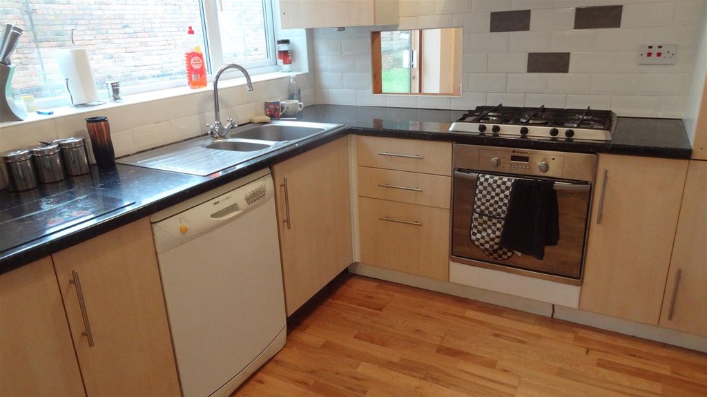 Property photo 2 of 11 Dsc05487.Jpg