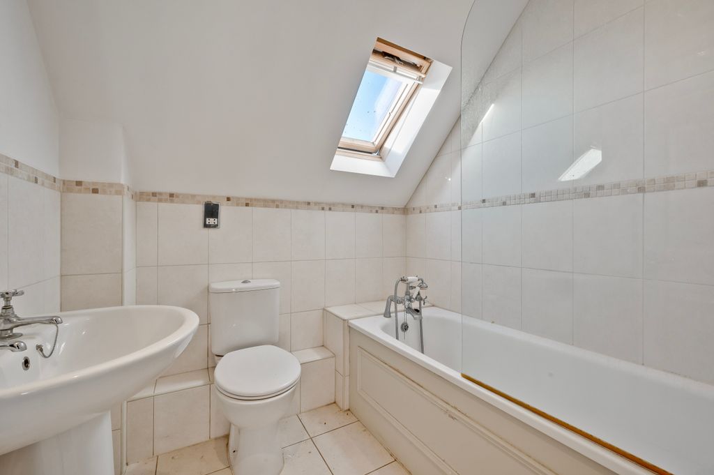 Property photo 2 of 8 2022 Bathroom