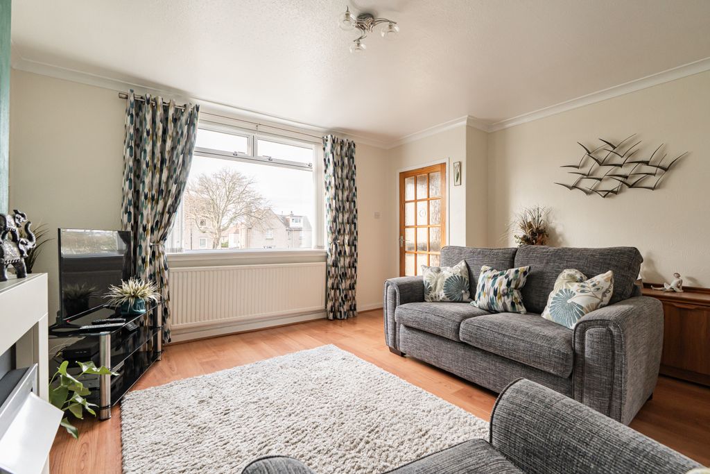 Property photo 3 of 16 Property Image 3