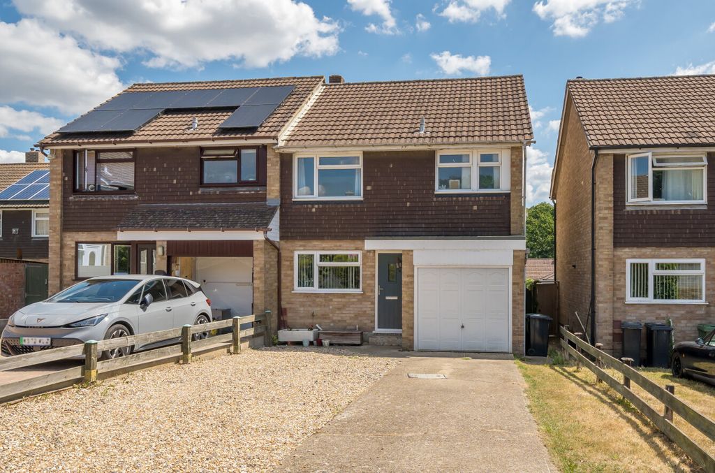 Property photo 1 of 10 1316850-2-686F9Fb...