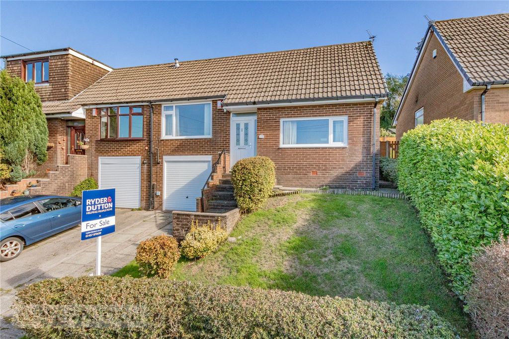 Property photo 1 of 21 Front Aspect