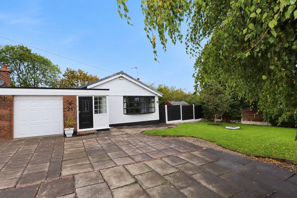 Property photo 2 of 34