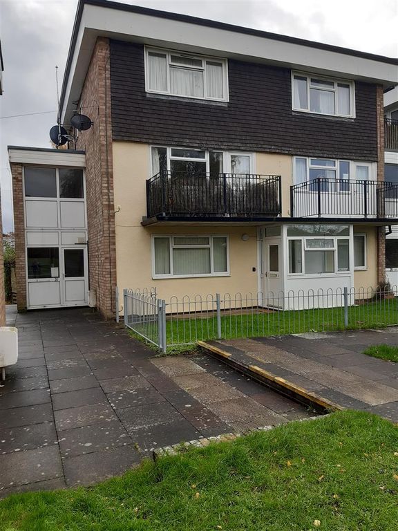 Property photo 1 of 2 Flats 19,20 &amp; 21 Greenfield, External, Front.Jpg