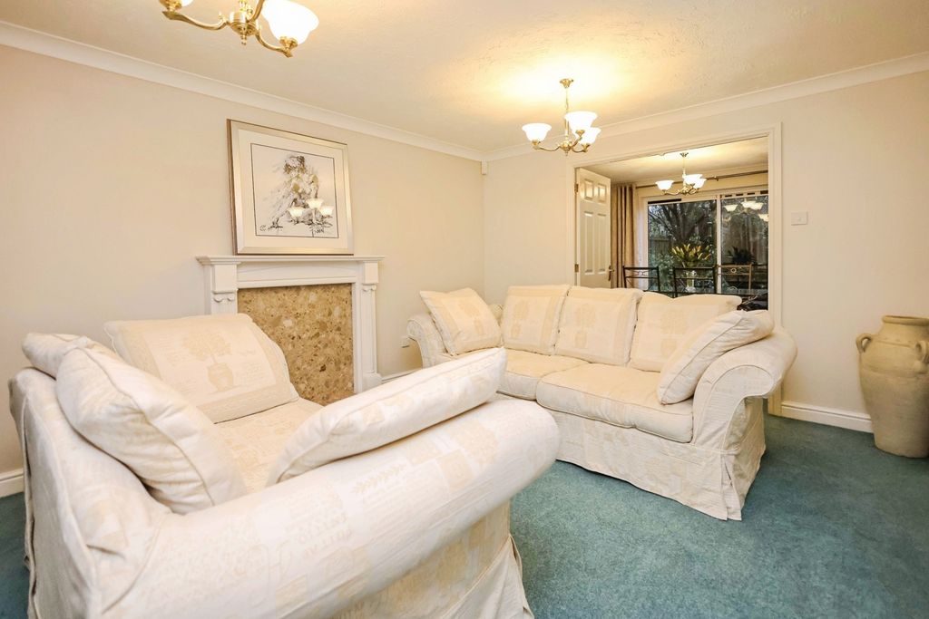 Property photo 3 of 20 Pbox-Img.Jpg