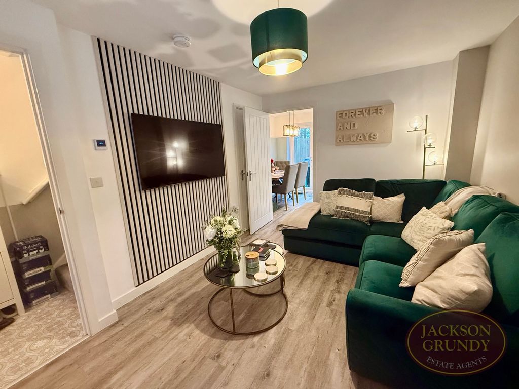 Property photo 2 of 13 Campus Drive