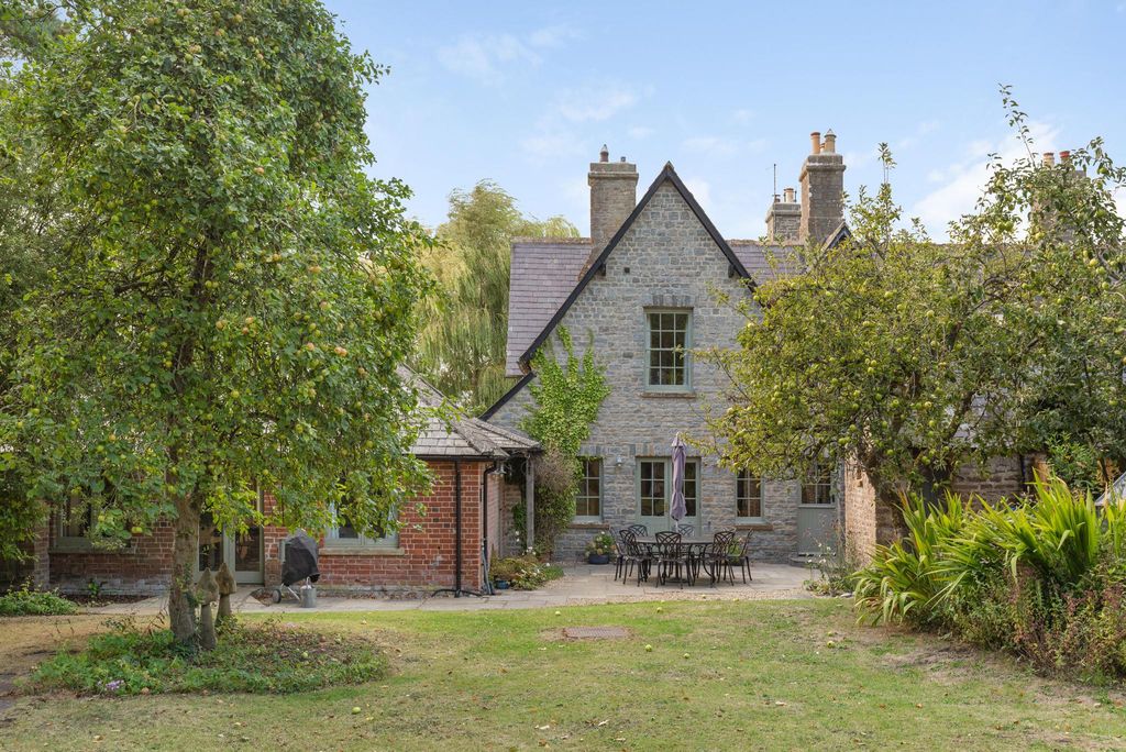 Property photo 1 of 29 The Property