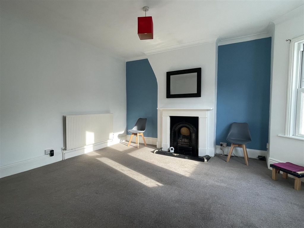 Property photo 2 of 7 Img_0956(1).Jpg