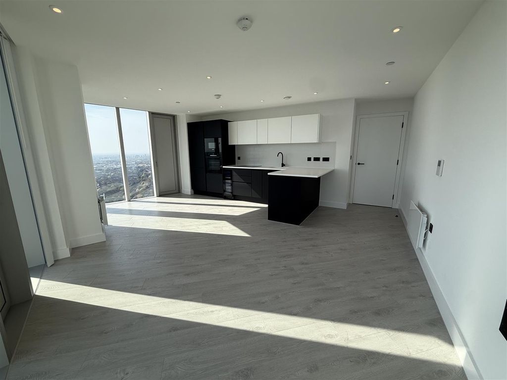 Property photo 2 of 23 Kitchen:Lounge.Jpeg