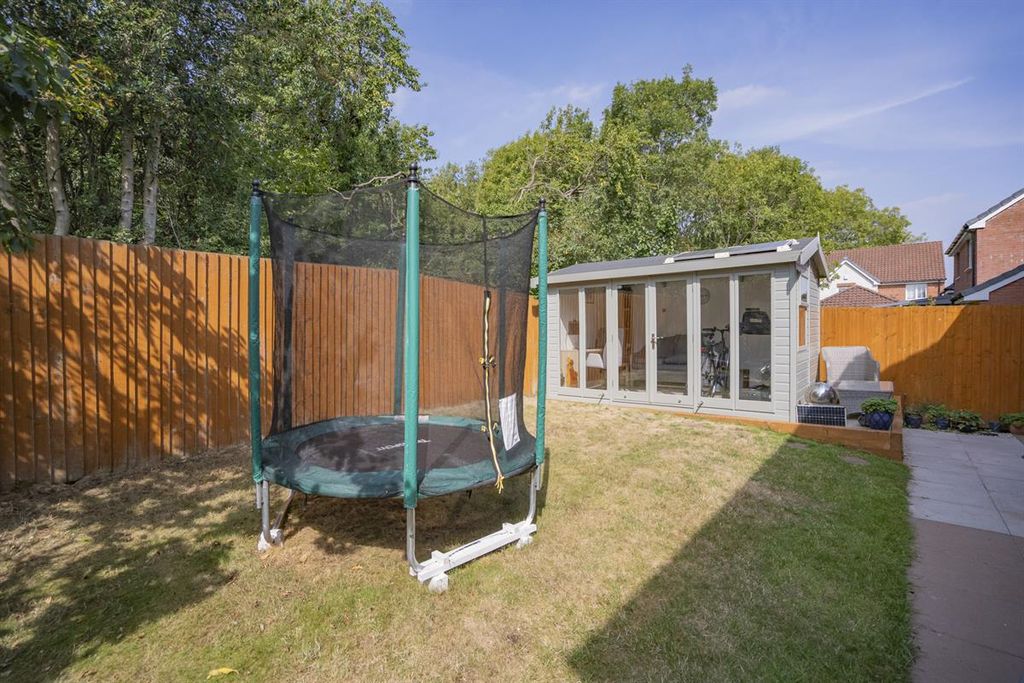 Property photo 3 of 21 Photo 3