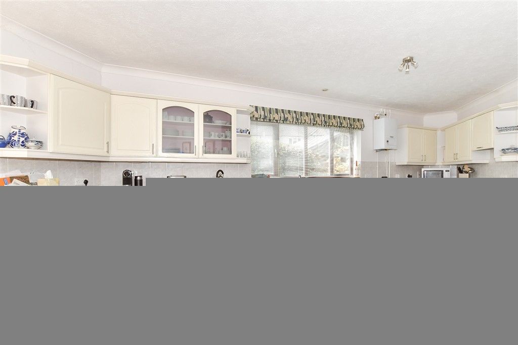 Property photo 1 of 14 Kitchen/Dining Room