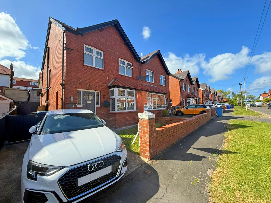 Property photo 1 of 16 Img_3828